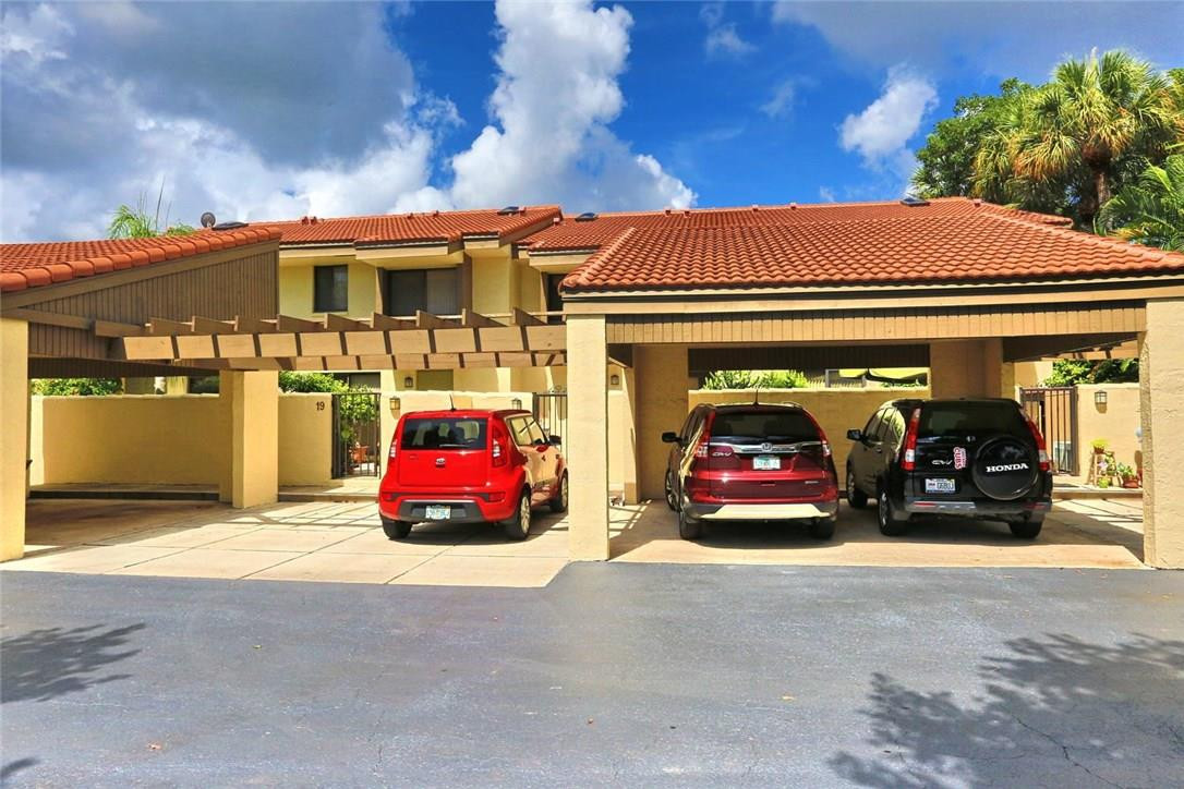 Meadow Knoll Townhomes - Residential