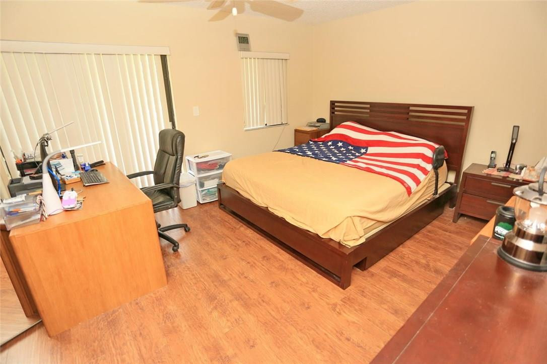 Meadow Knoll Townhomes - Residential