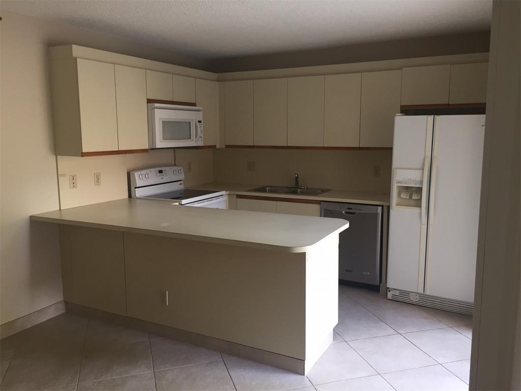 Jacaranda Prcl 610 130-33 - Residential