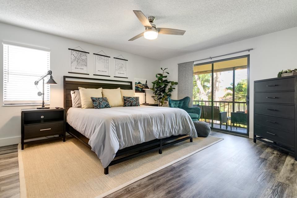 SHEFFIELD WOODS AT WELLINGTON CONDO - Residential