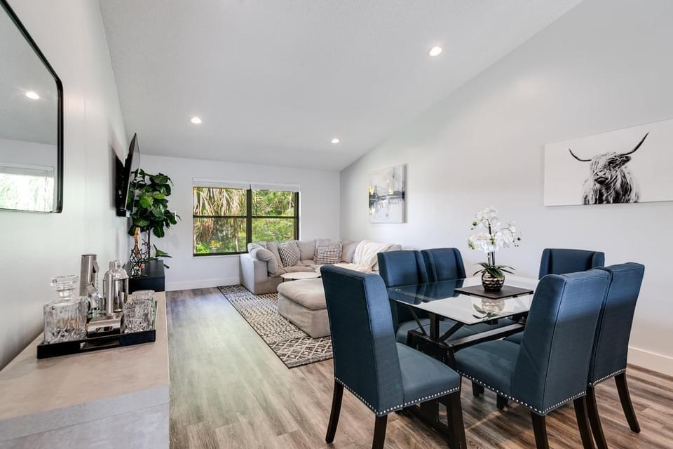 SHEFFIELD WOODS AT WELLINGTON CONDO - Residential