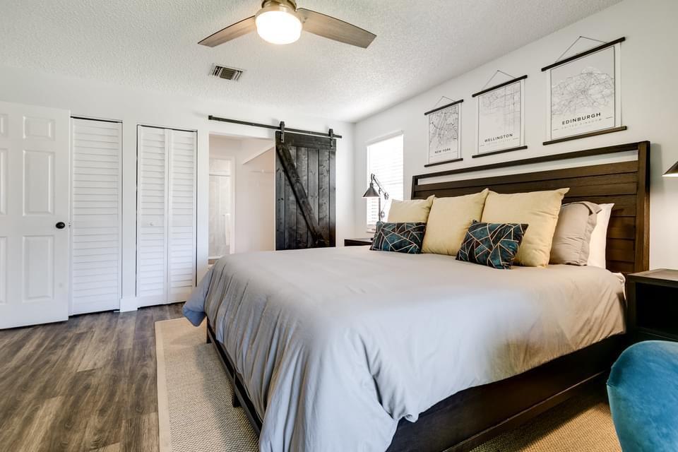 SHEFFIELD WOODS AT WELLINGTON CONDO - Residential