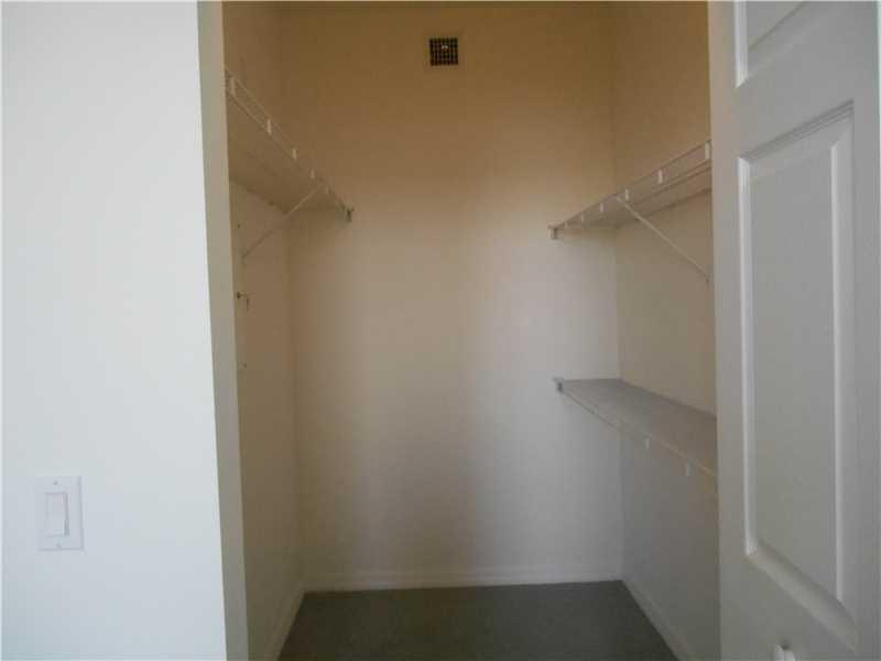 LAUDERDALE 1 CONDO - Residential Lease