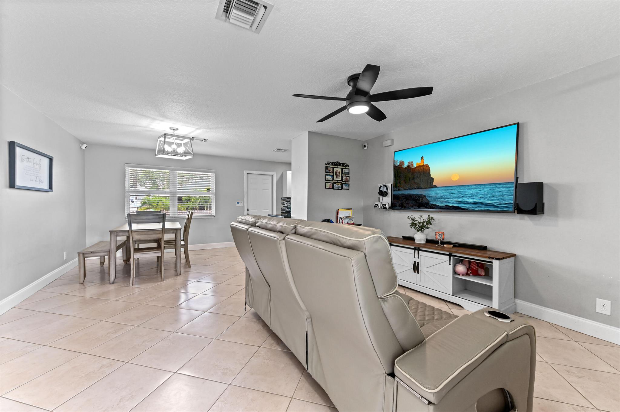 WEST BOYNTON - Residential Lease