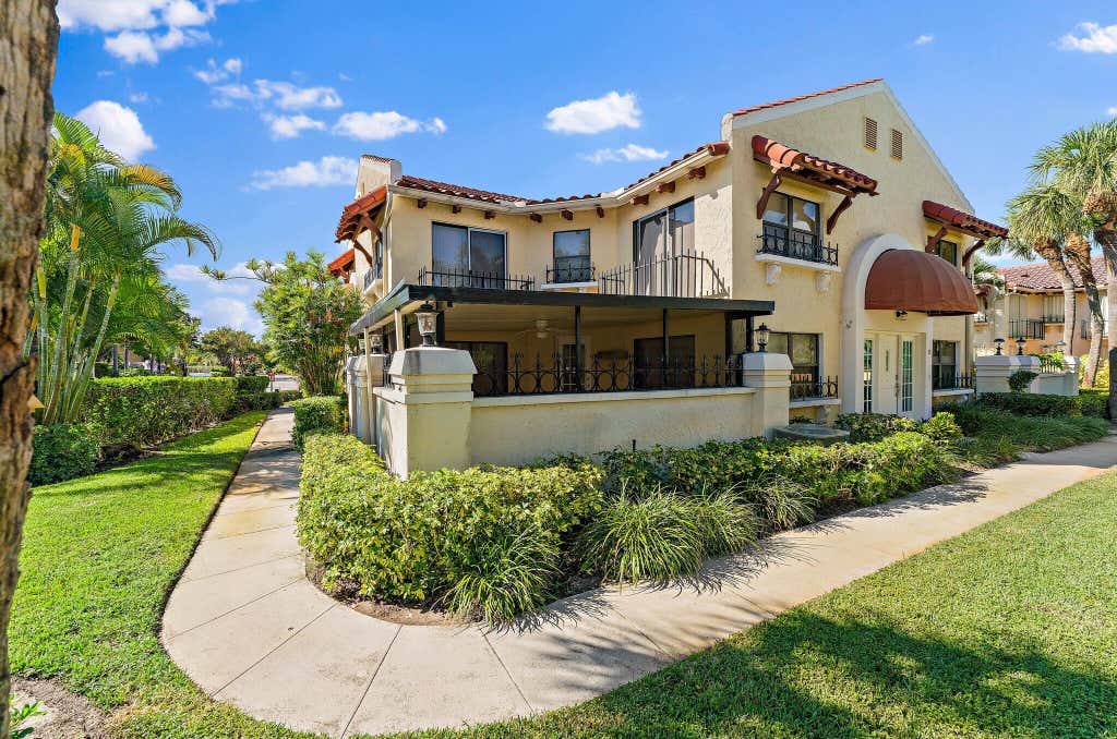 Photo of 3 Uno Lago Drive #3, Juno Beach, FL 33408 (MLS # R11135292)