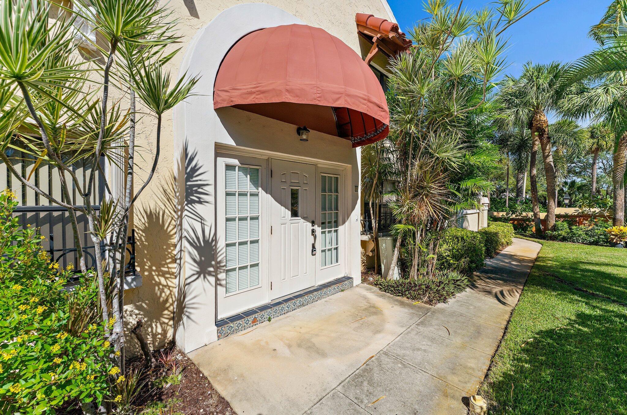 UNO LAGO - Residential Lease