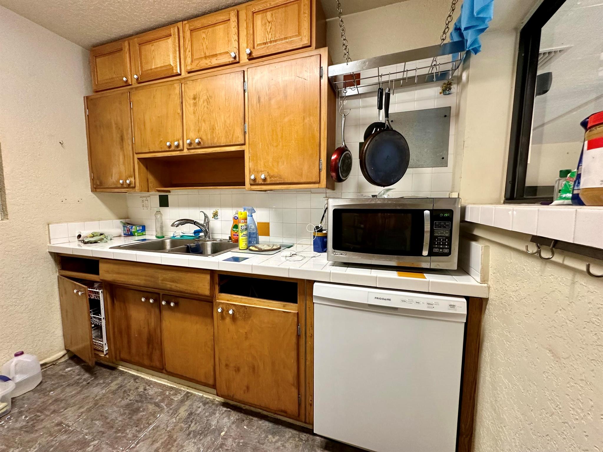 KELSEY CITY - Residential