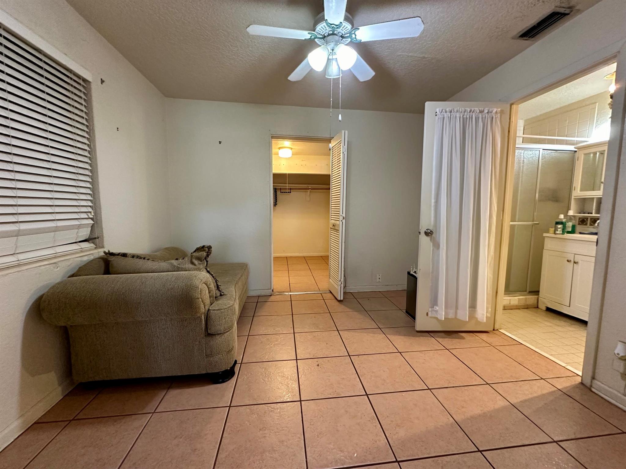 KELSEY CITY - Residential