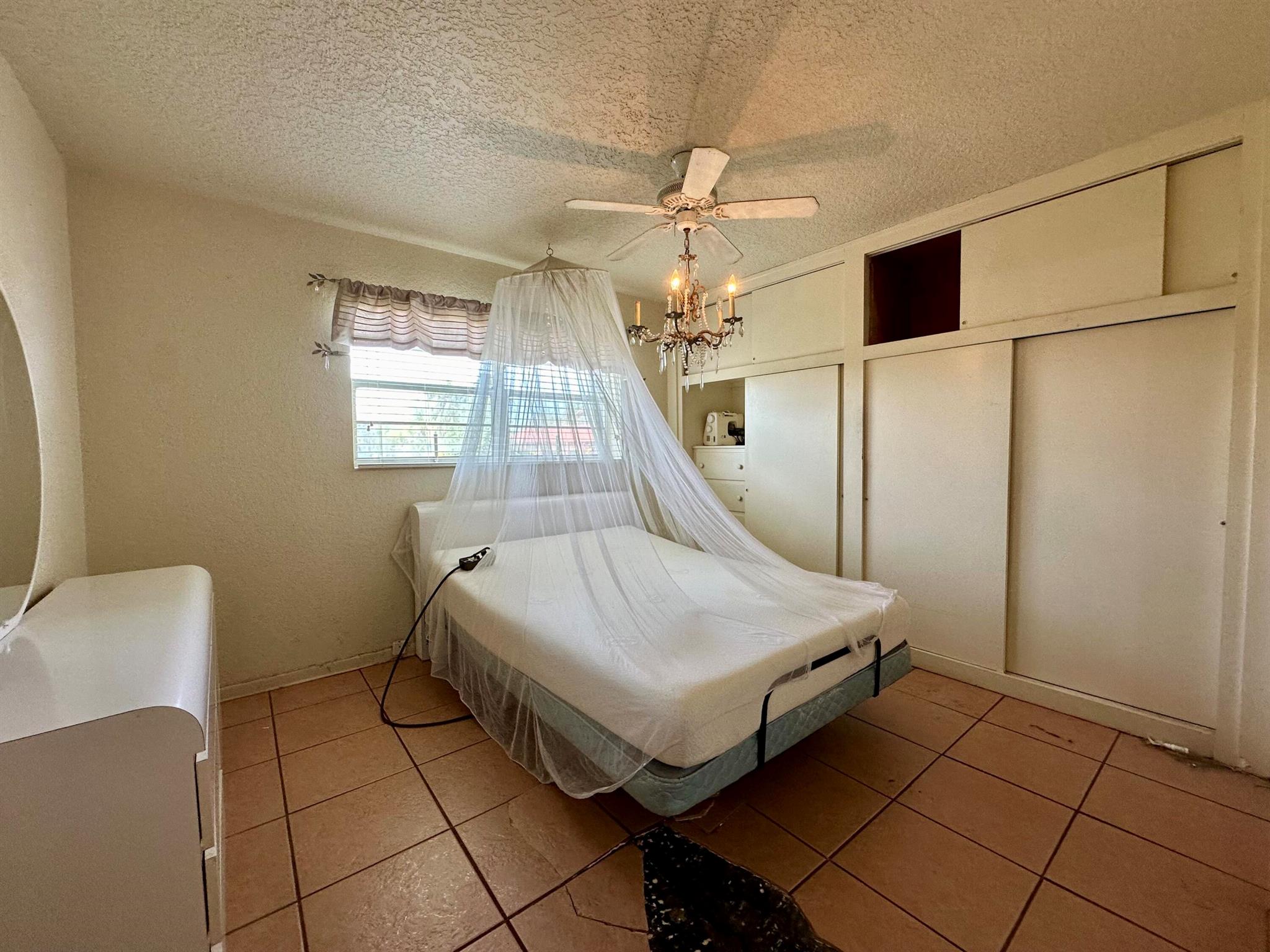 KELSEY CITY - Residential