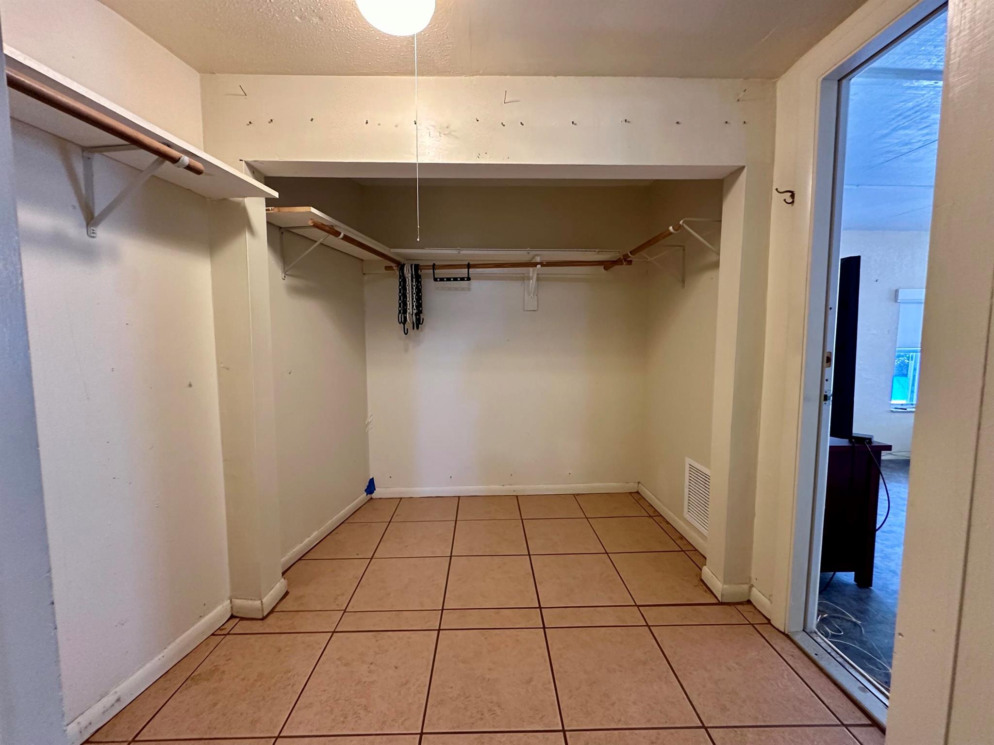 KELSEY CITY - Residential