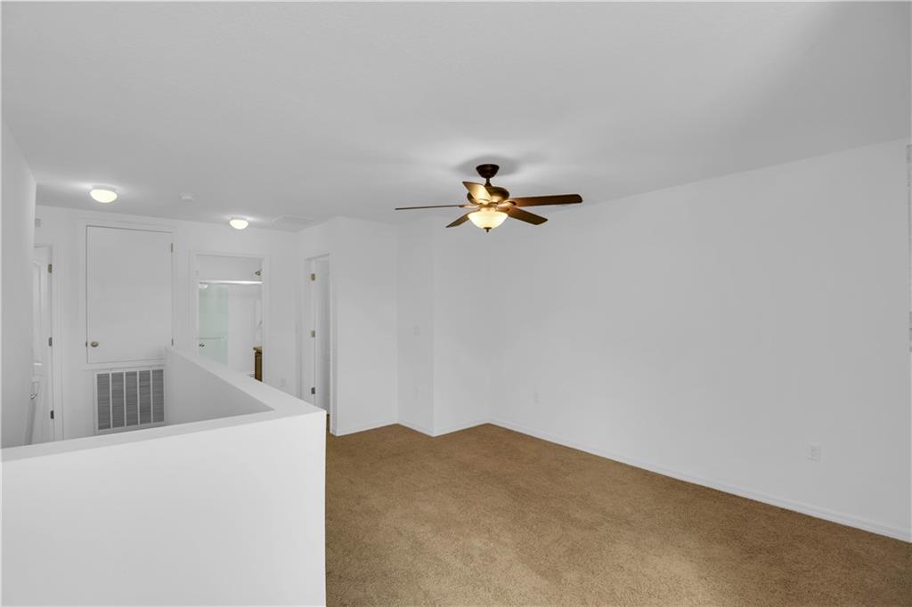 LAKES AT SANDRIDGE PHASE - Residential