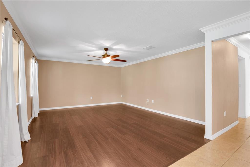 LAKES AT SANDRIDGE PHASE - Residential