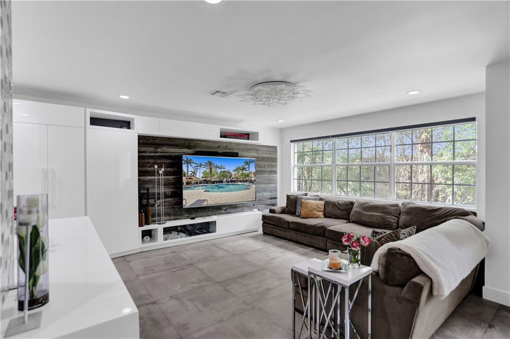 TRIESTE AT BOCA - Residential