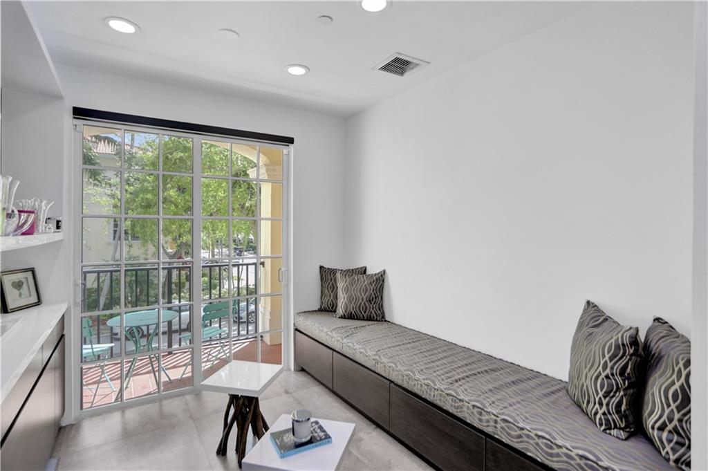 TRIESTE AT BOCA - Residential