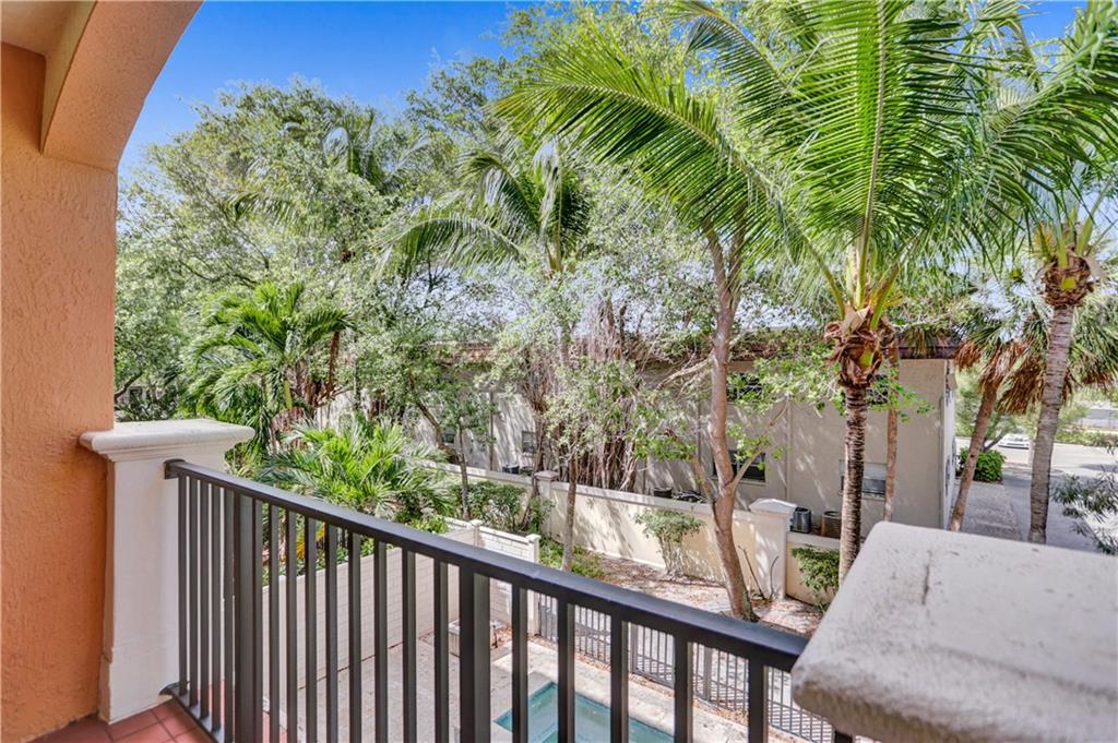 TRIESTE AT BOCA - Residential