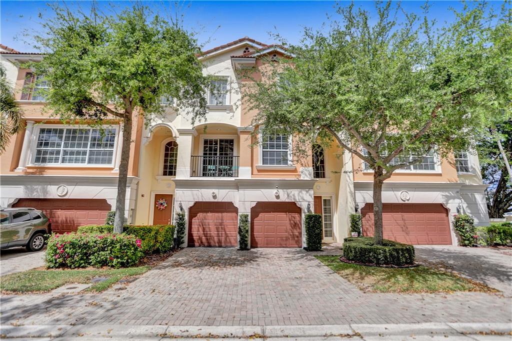 TRIESTE AT BOCA - Residential