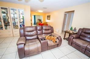901 NW 48th Place