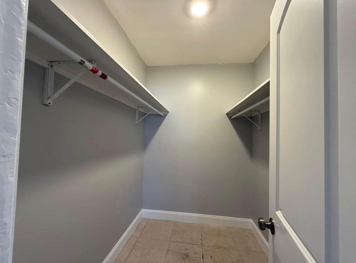 Gazza Minor - Residential Lease