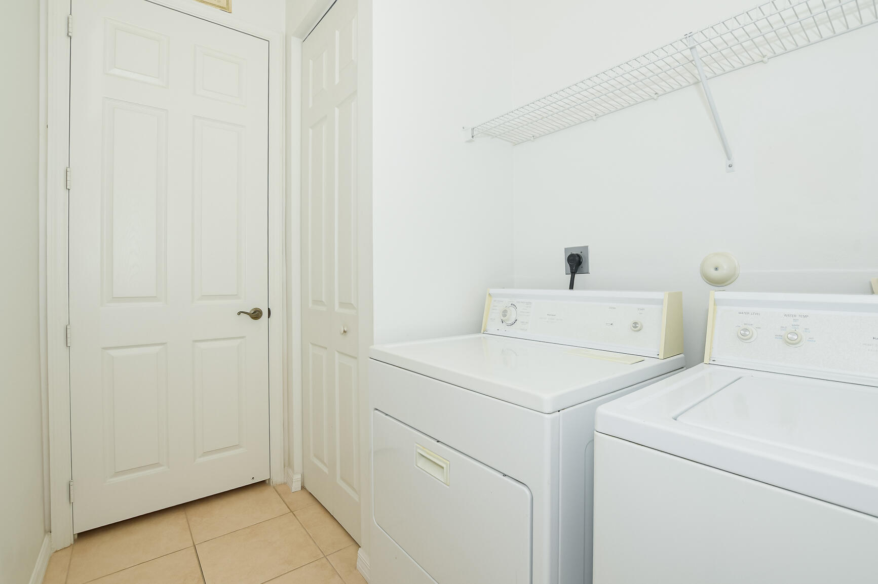 LAKE FOREST ST LUCIE WEST - Residential