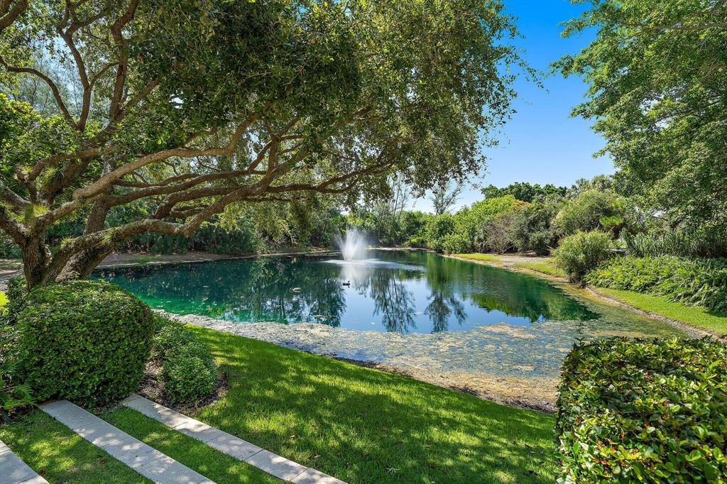 JUPITER HILLS - Residential