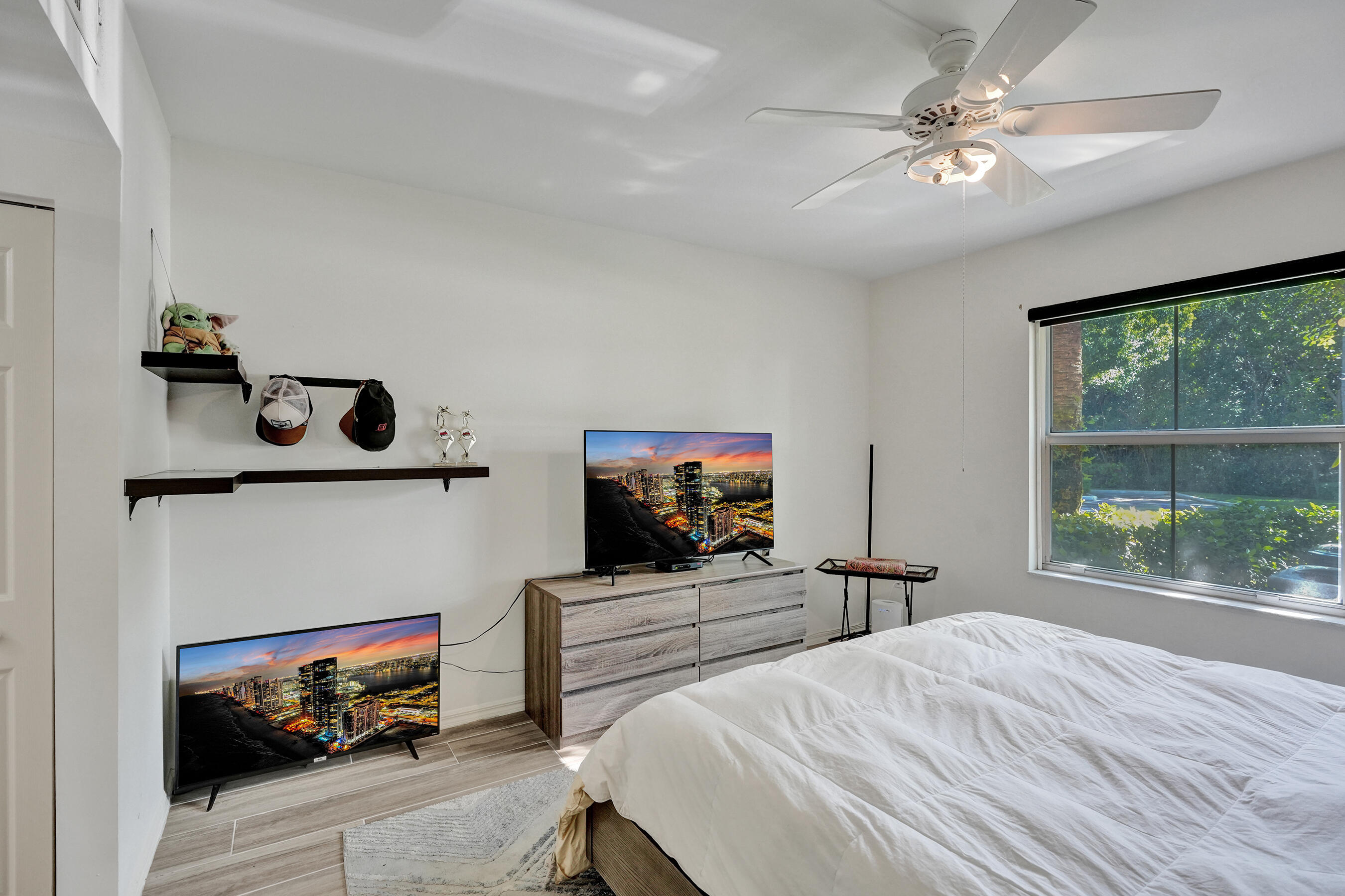 TUSCANY ON THE INTRACOASTAL CONDO - Residential