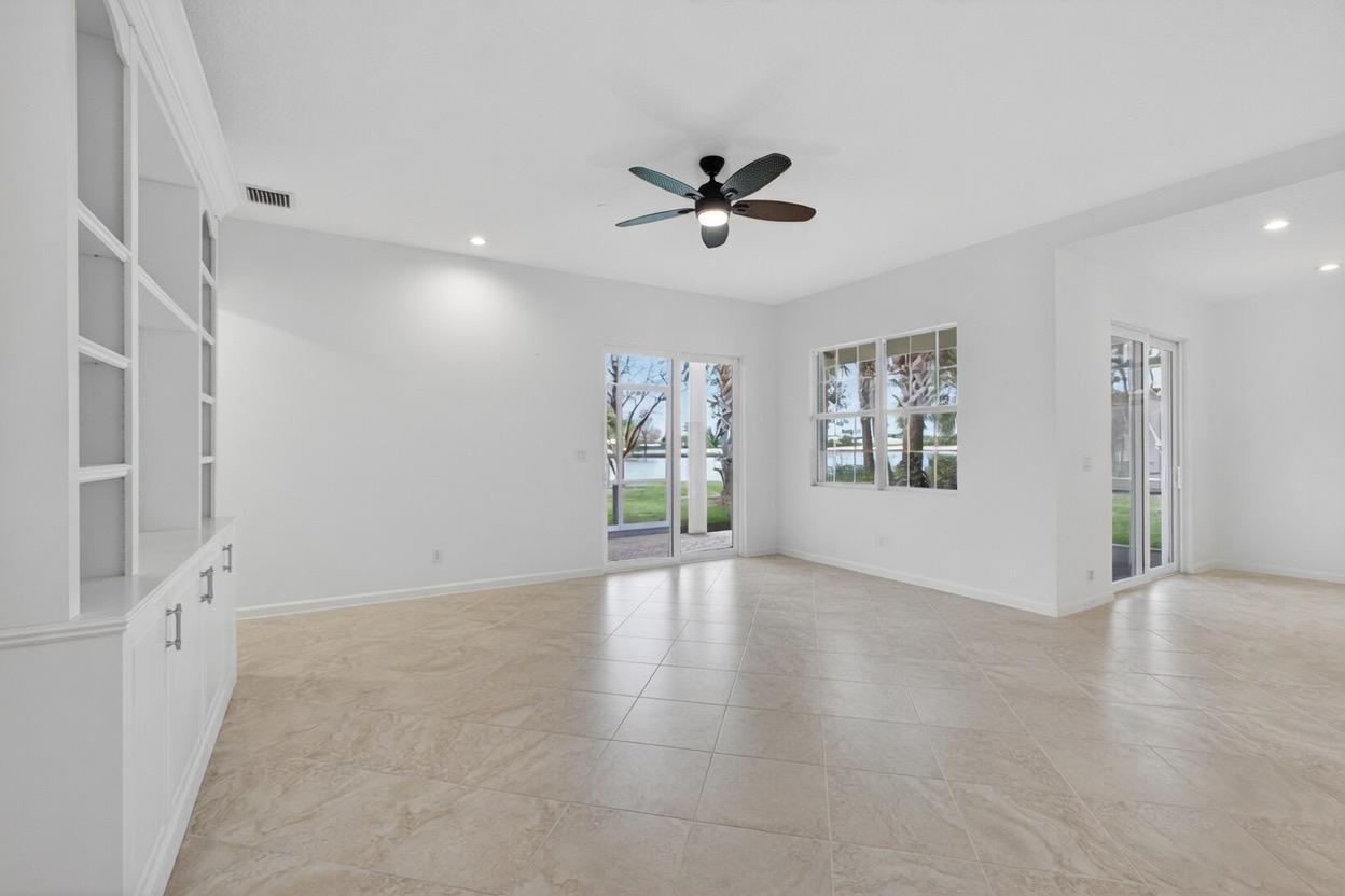 111 Tresana Boulevard 29