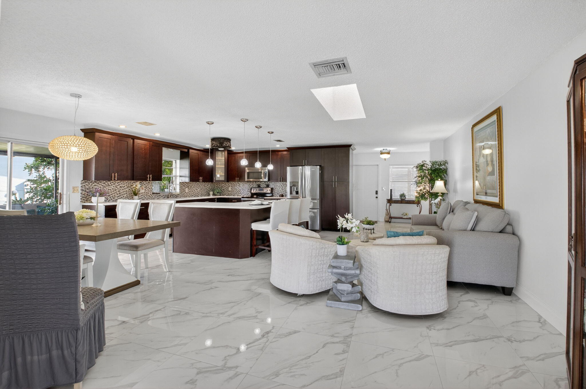 DELRAY VILLAS 4 - Residential