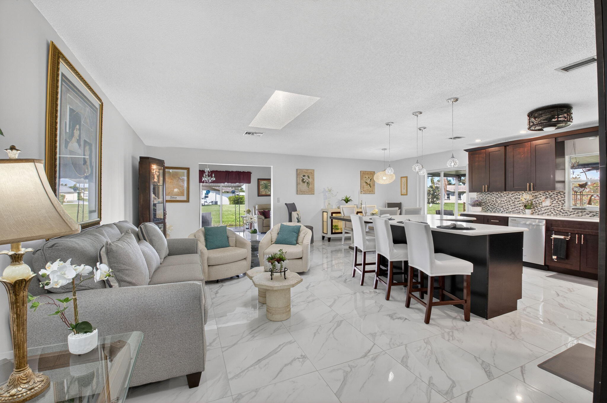 DELRAY VILLAS 4 - Residential