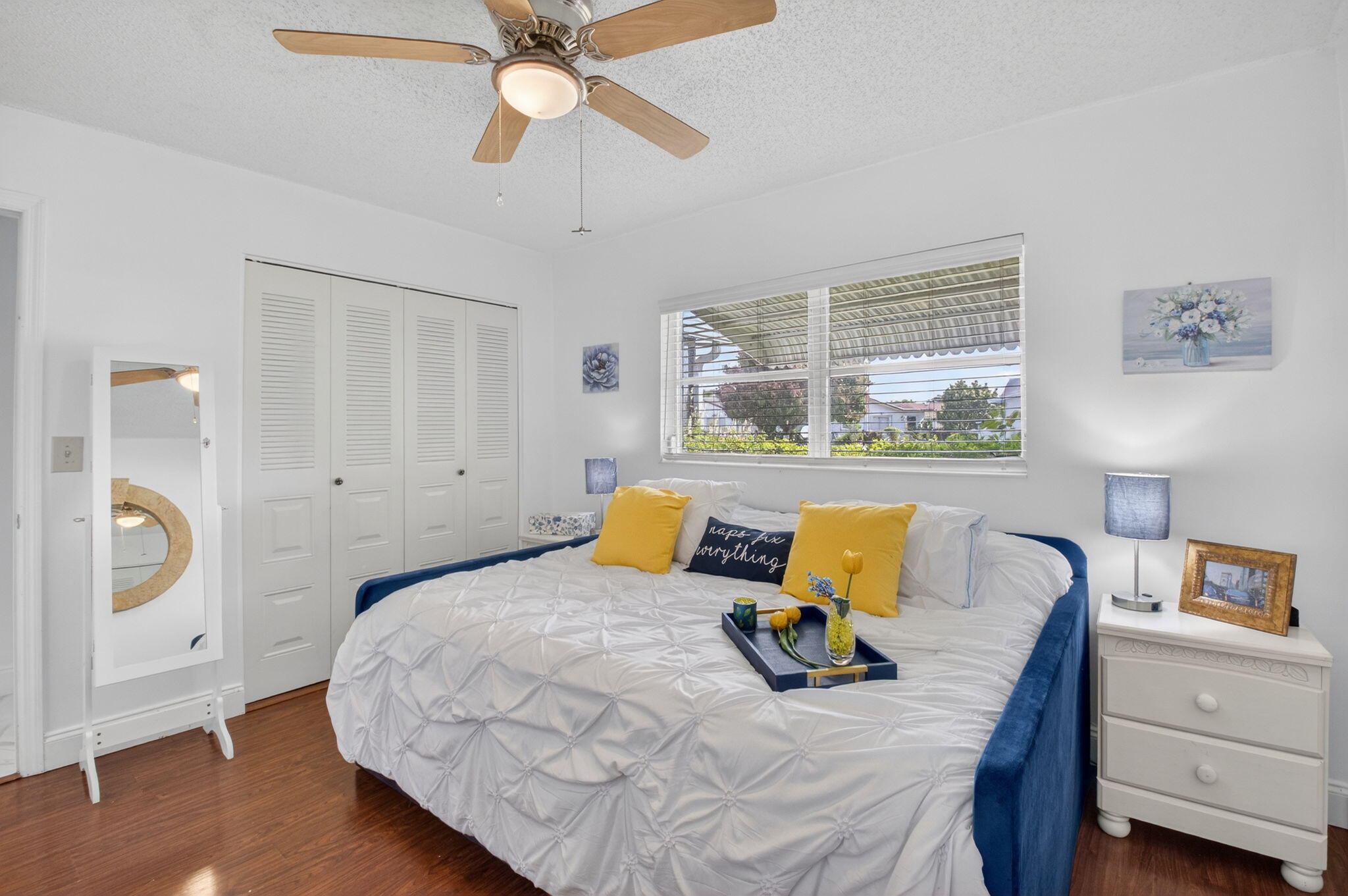 DELRAY VILLAS 4 - Residential