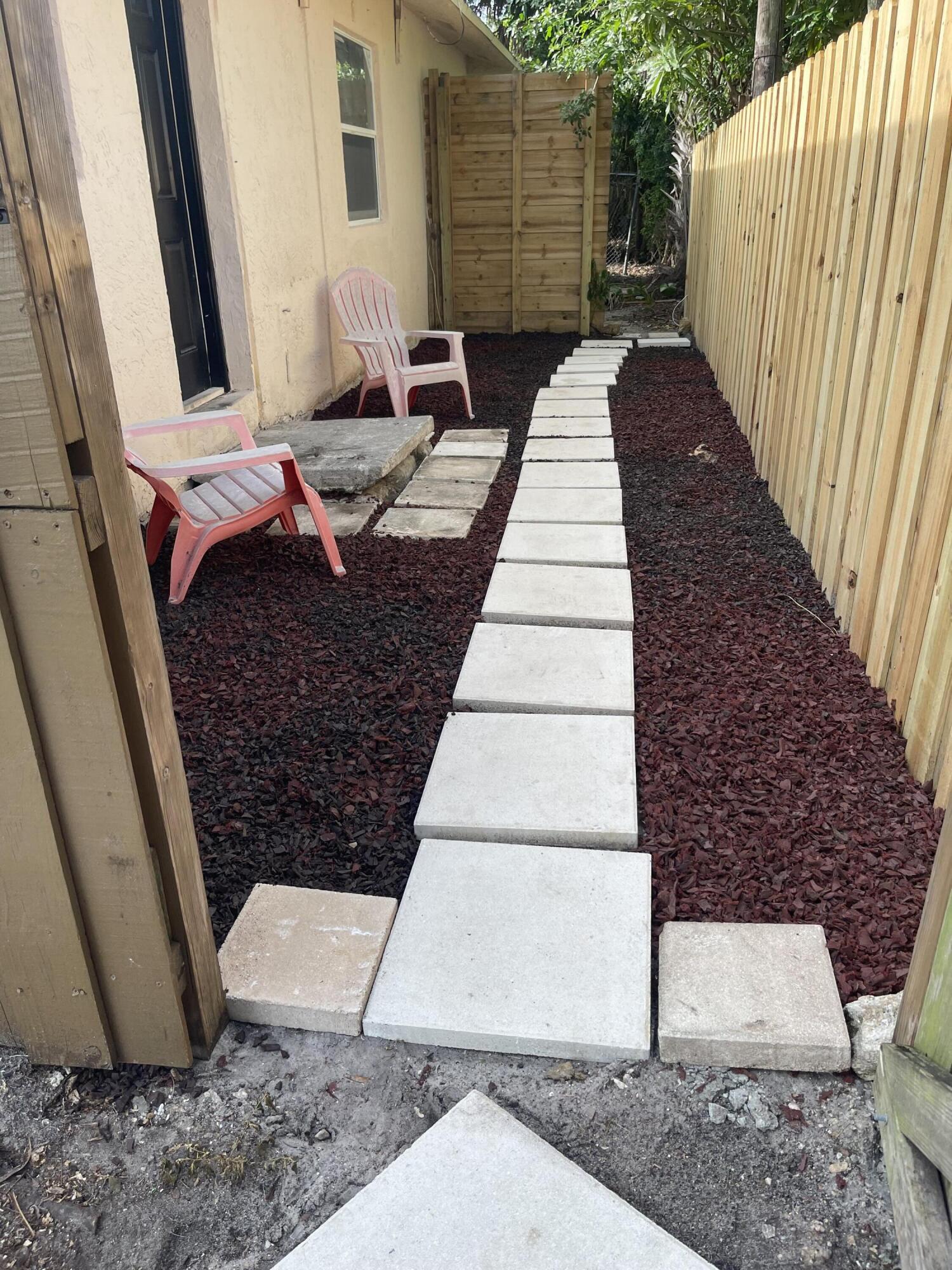 RAIN-BOW GARDENS - Residential Income