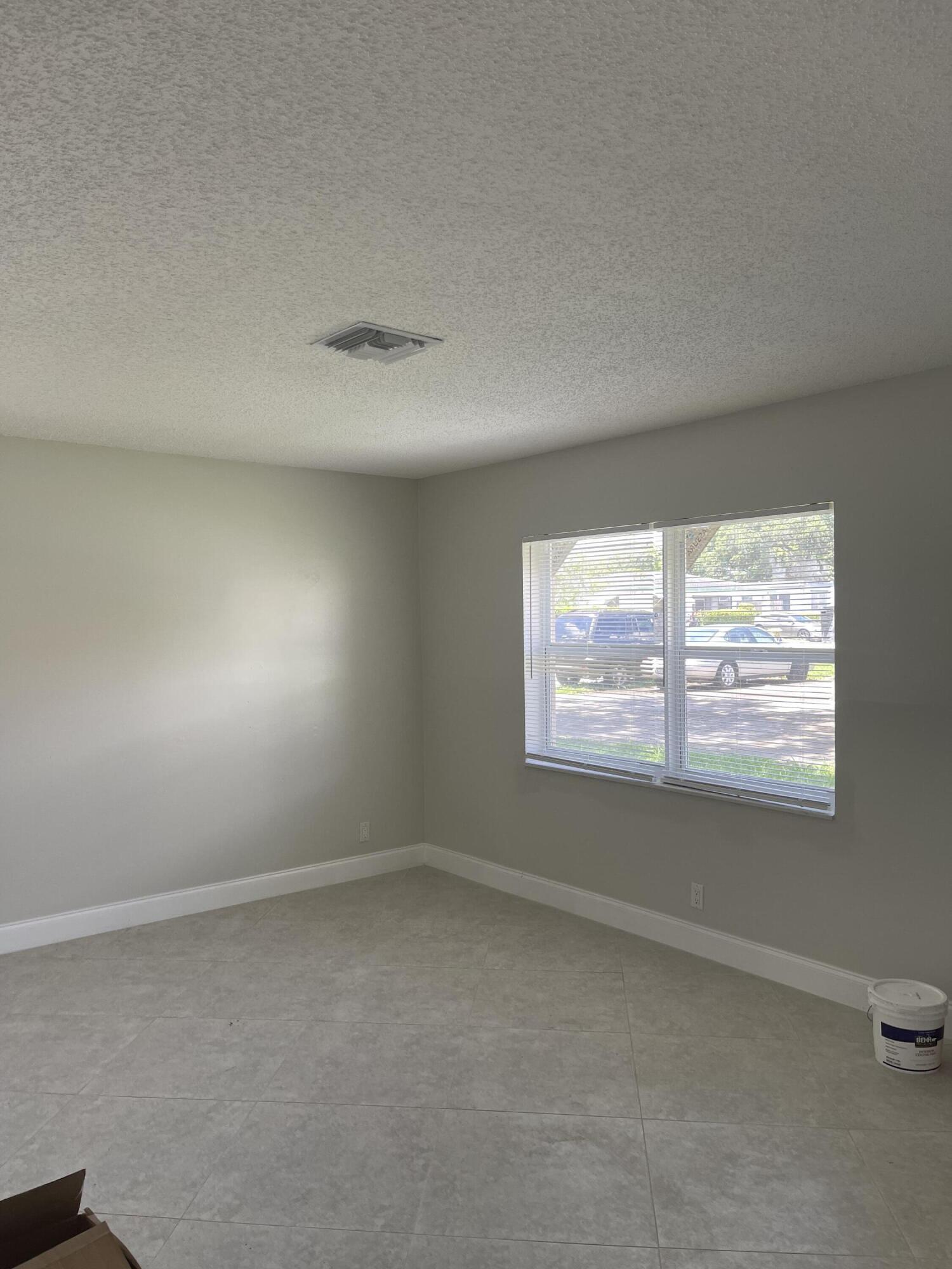 RAIN-BOW GARDENS - Residential Income