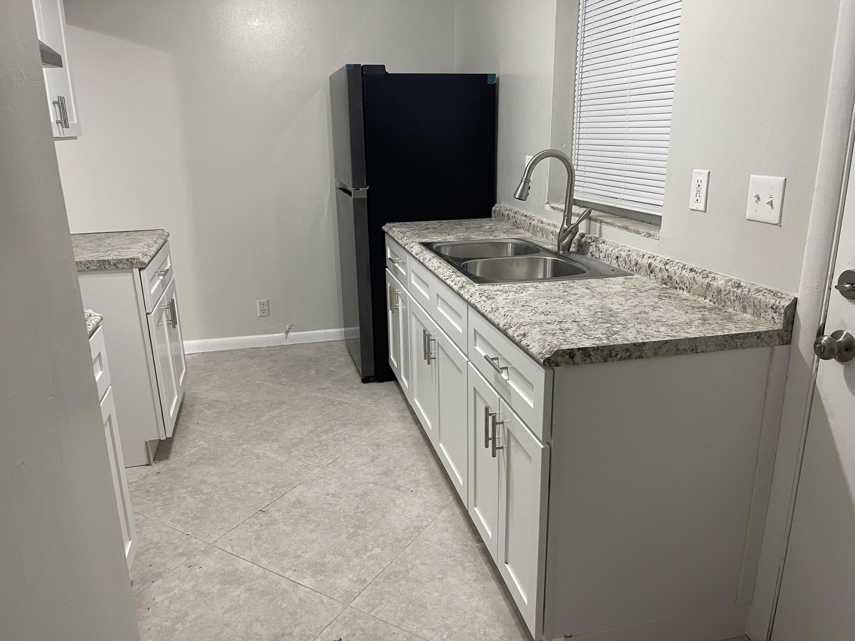 RAIN-BOW GARDENS - Residential Income