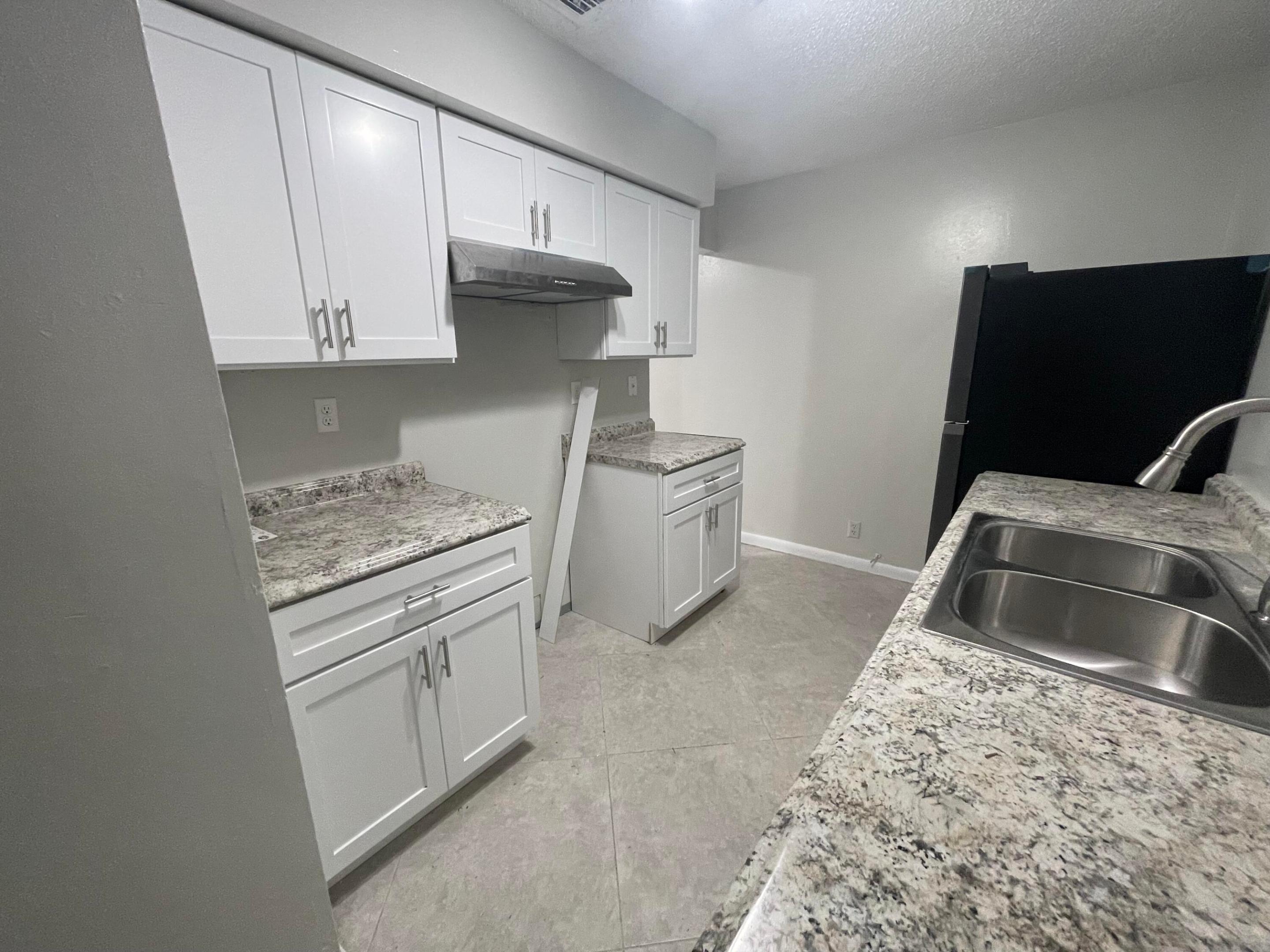 RAIN-BOW GARDENS - Residential Income