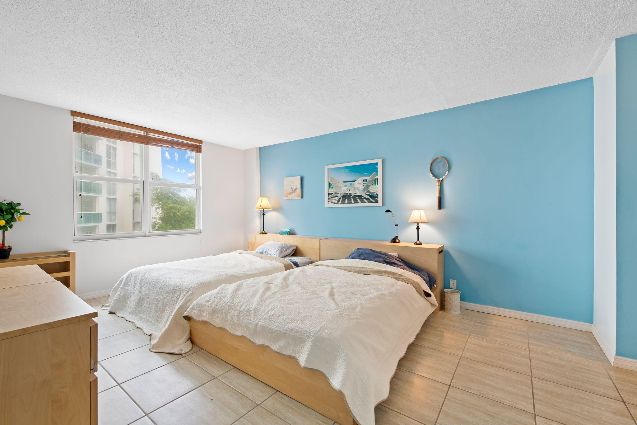 SEA AIR TOWERS CONDO - Residential
