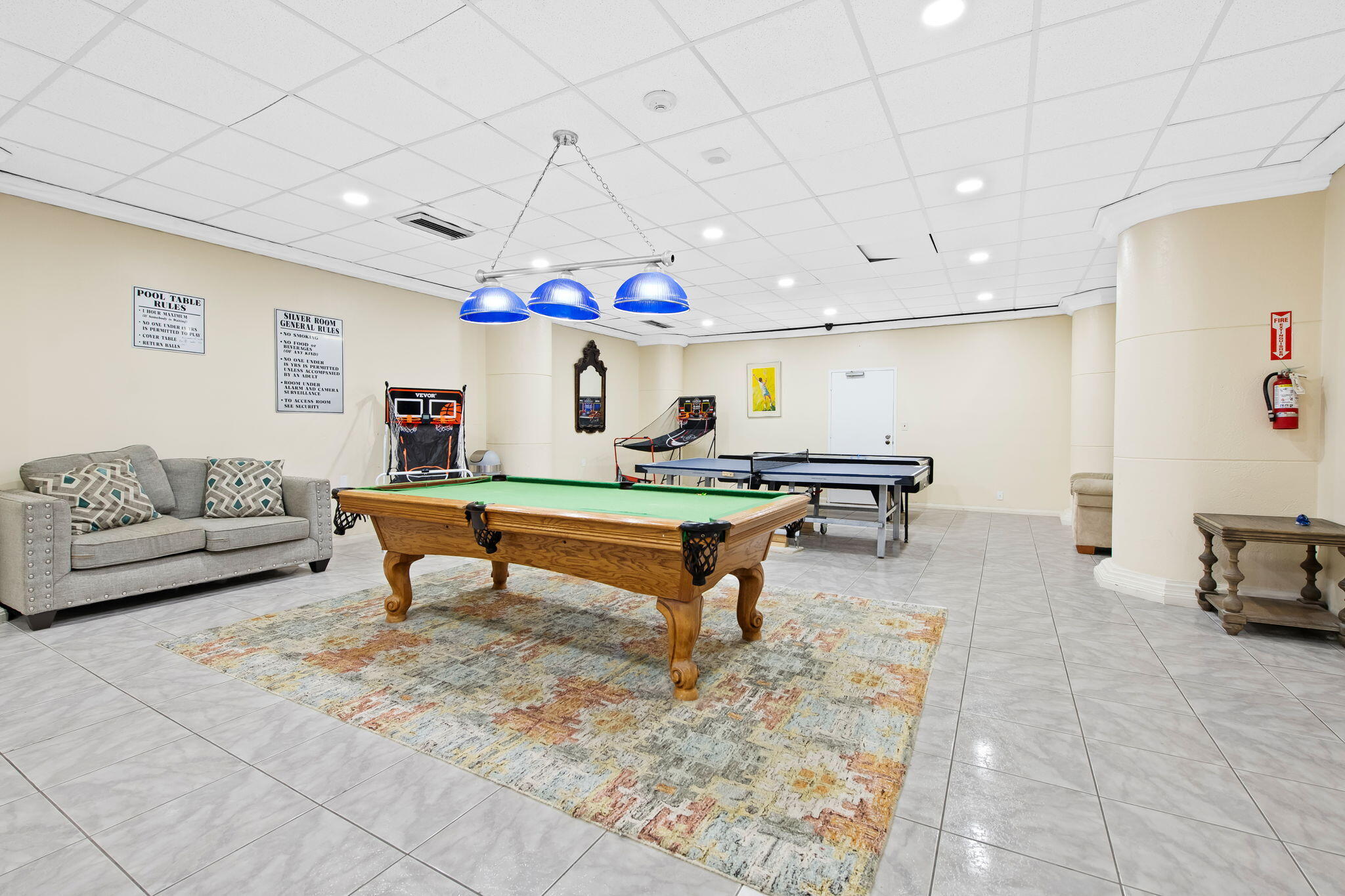 SEA AIR TOWERS CONDO - Residential