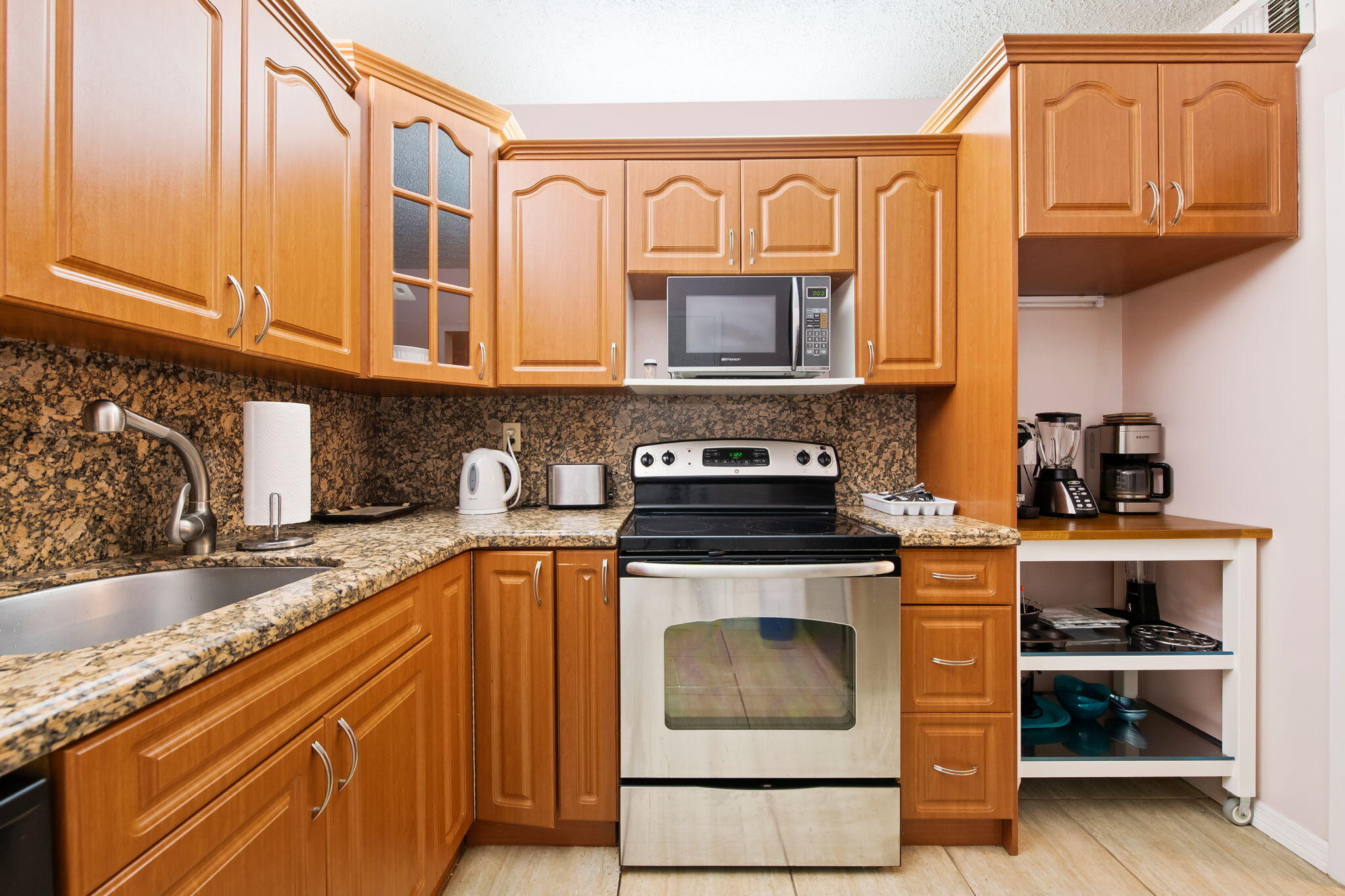 SEA AIR TOWERS CONDO - Residential