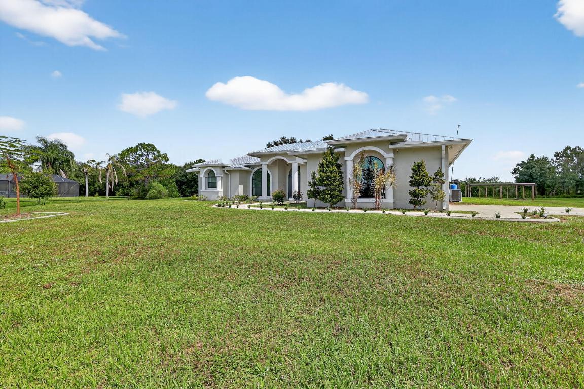 R BAR ESTATES UNIT 3 - Residential