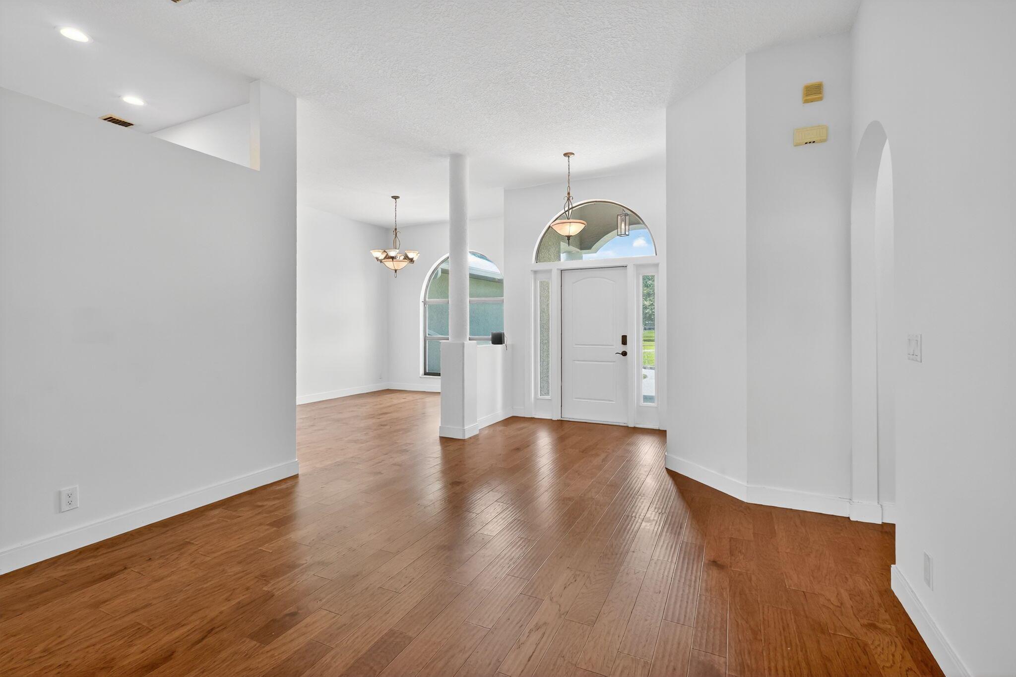 5890 NE 56th Parkway