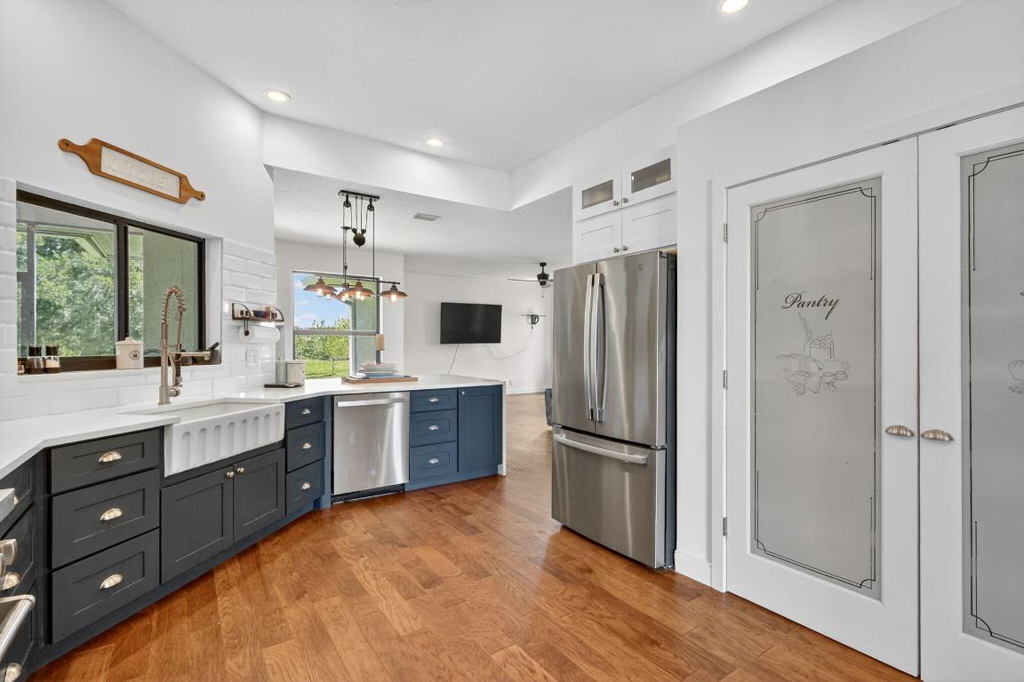 R BAR ESTATES UNIT 3 - Residential