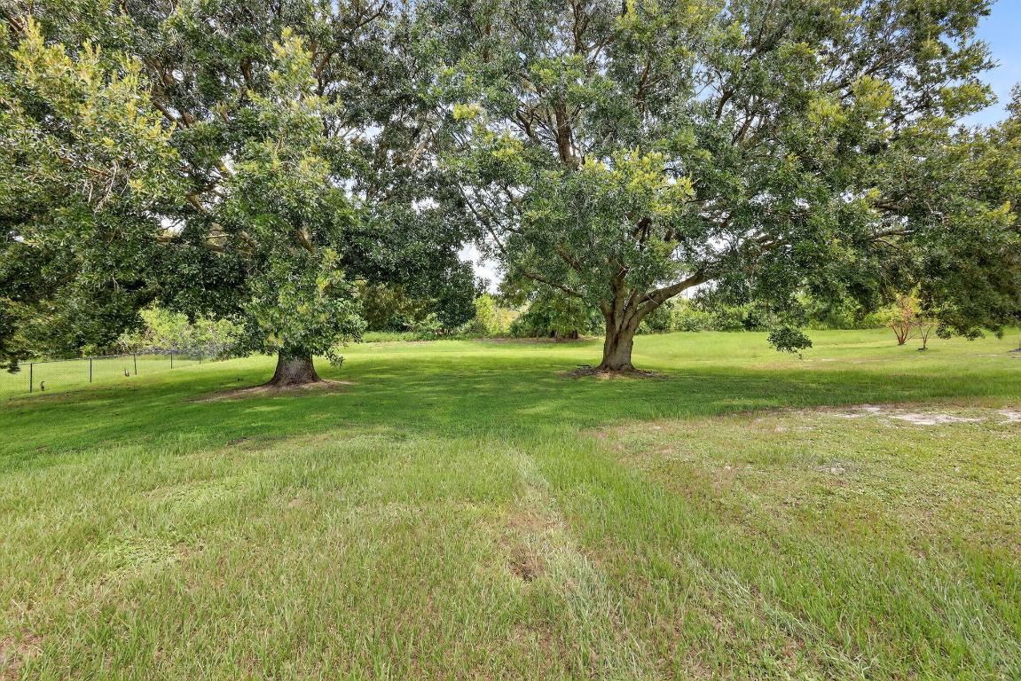 R BAR ESTATES UNIT 3 - Residential