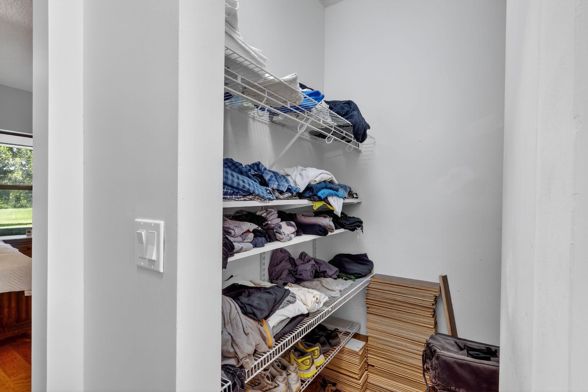 R BAR ESTATES UNIT 3 - Residential