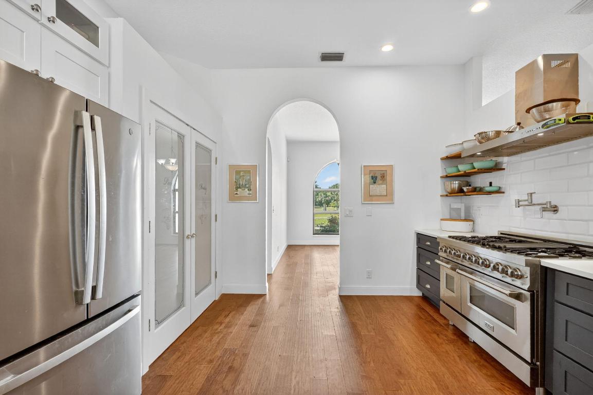 R BAR ESTATES UNIT 3 - Residential