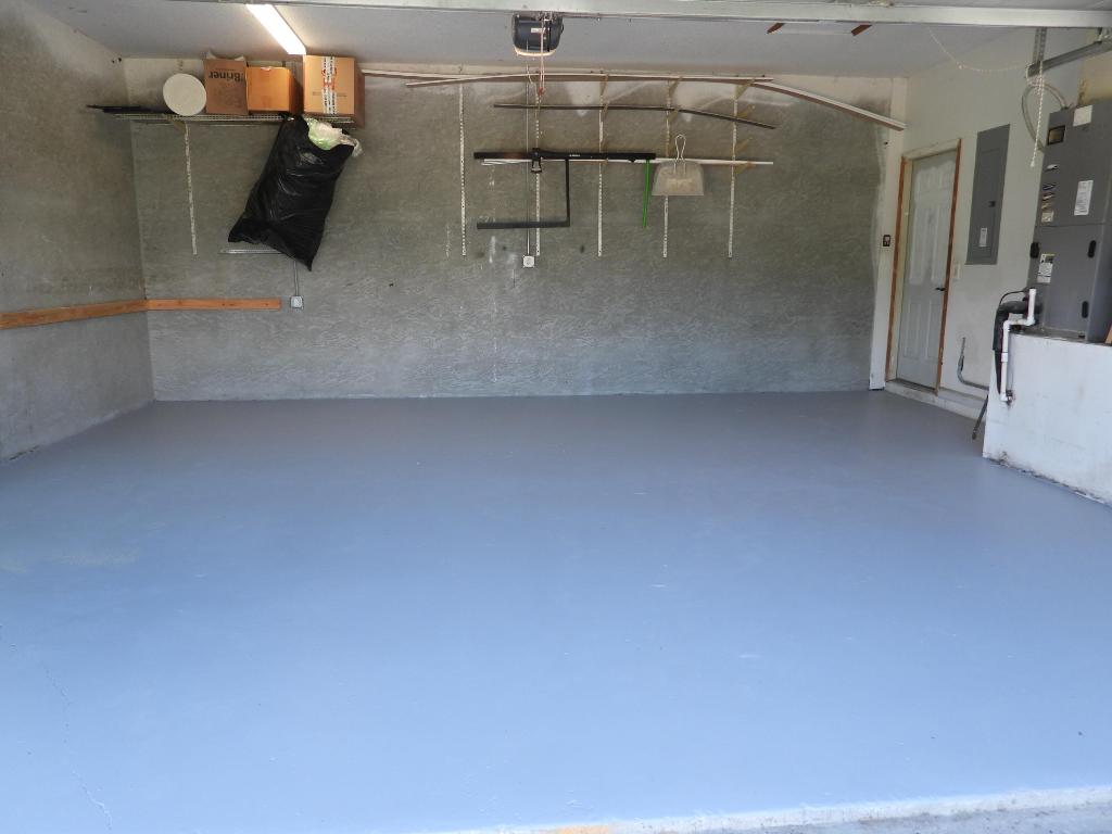 R BAR ESTATES UNIT 3 - Residential