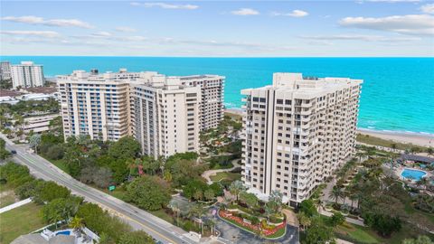 A home in Lauderdale By The Sea