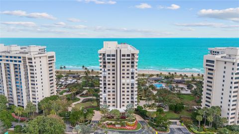 A home in Lauderdale By The Sea