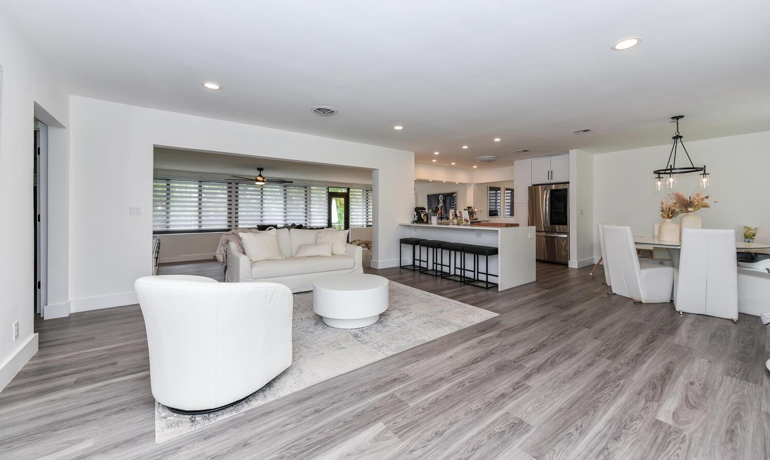 ROYAL OAK HILLS 1ST SEC - Residential Lease