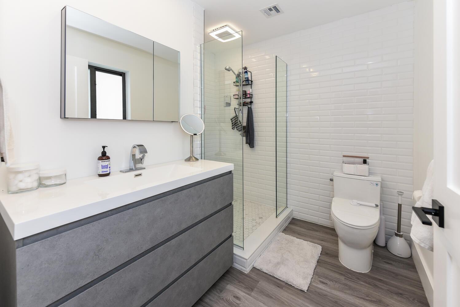 ROYAL OAK HILLS 1ST SEC - Residential Lease