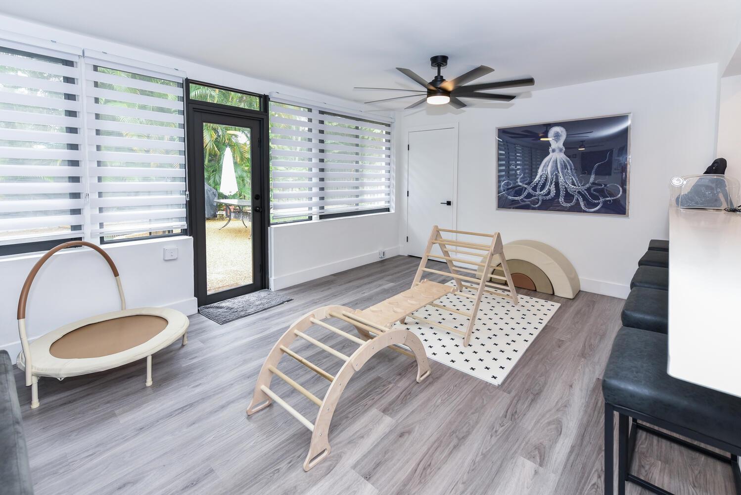 ROYAL OAK HILLS 1ST SEC - Residential Lease