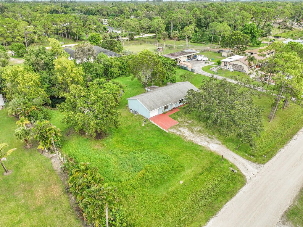 Photo of 13399 53rd Court N, West Palm Beach, FL 33411 (MLS # R11139489)