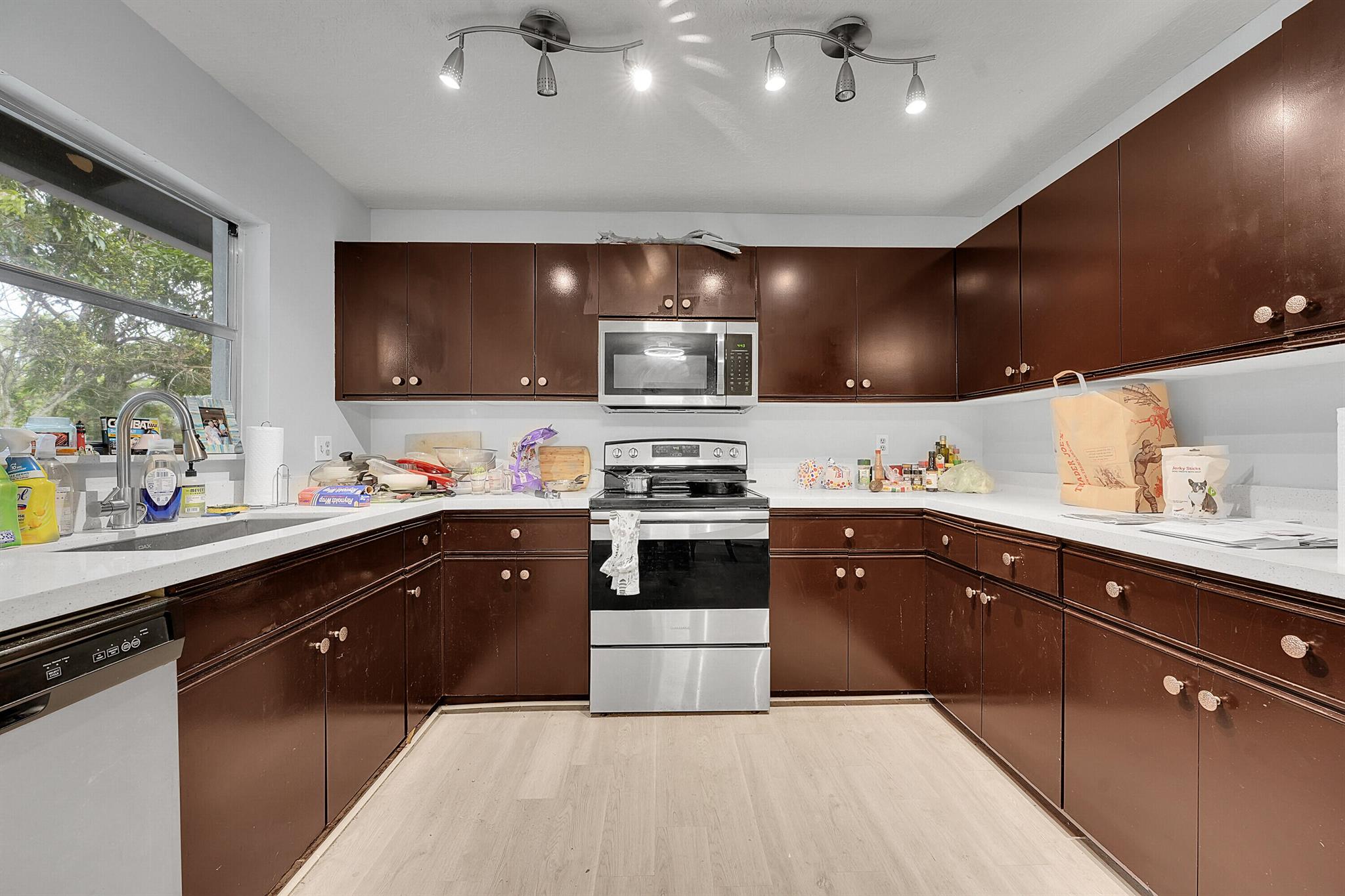 The Acreage - Residential